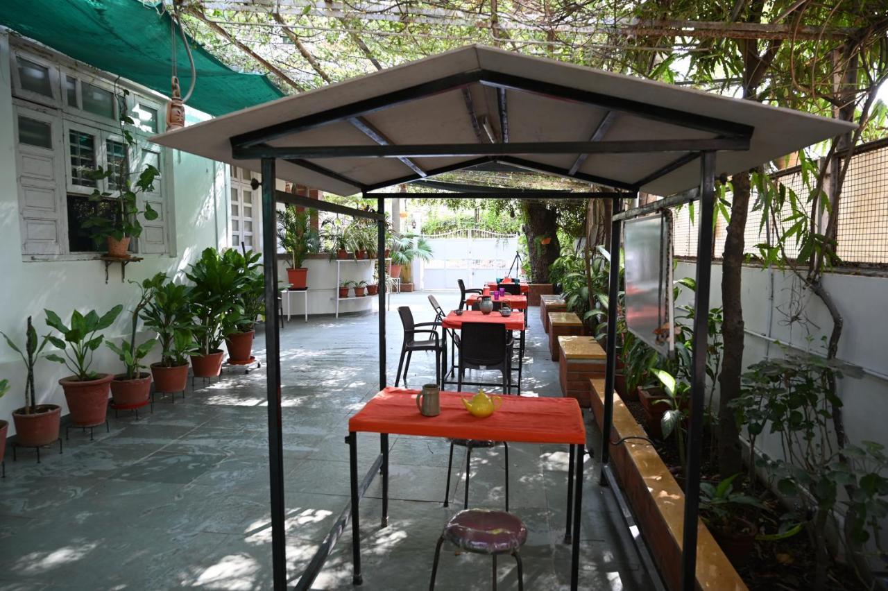 Srinekatan Heritage Villa Homestay Ahmedabad Exterior photo