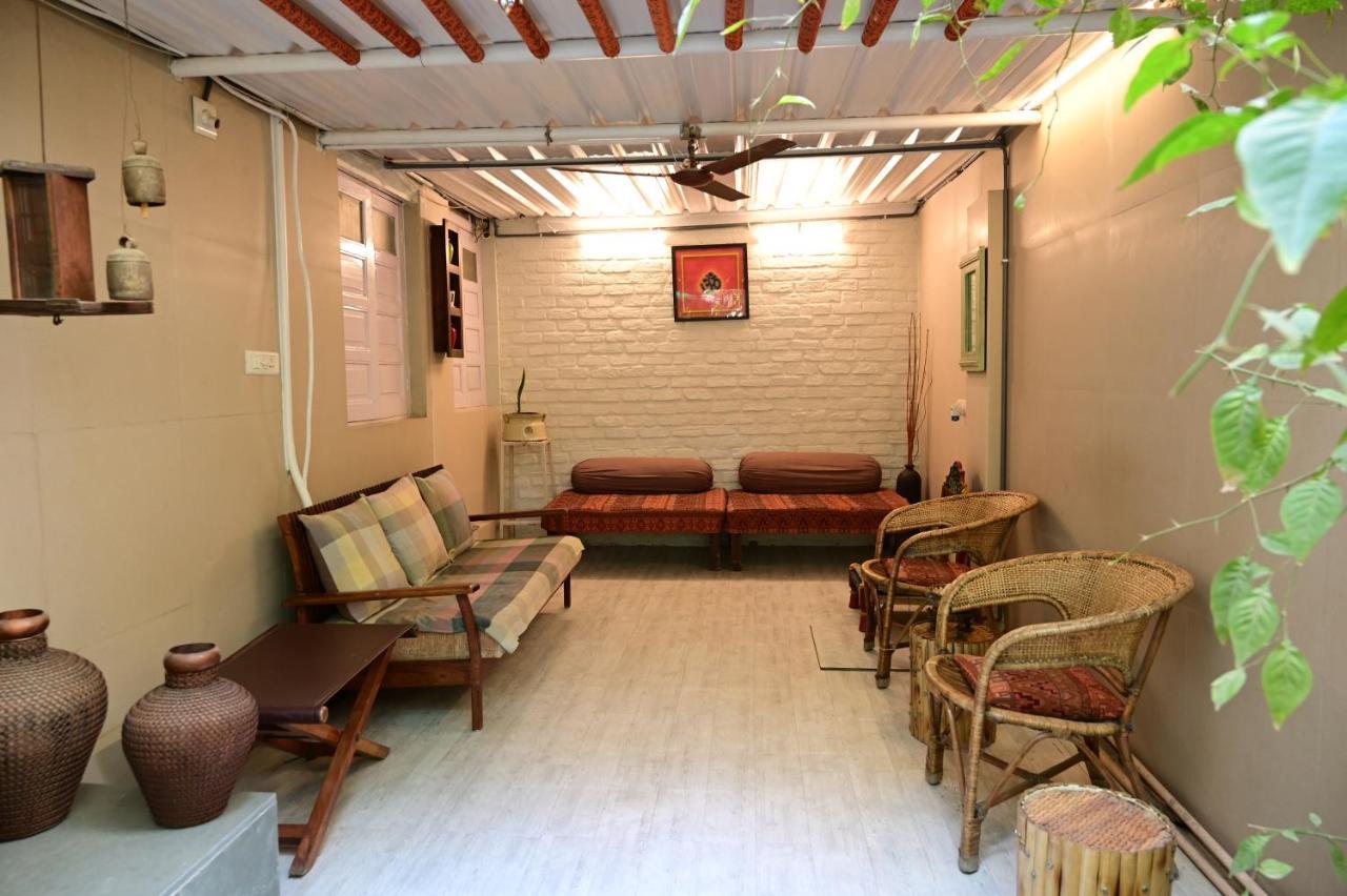 Srinekatan Heritage Villa Homestay Ahmedabad Exterior photo